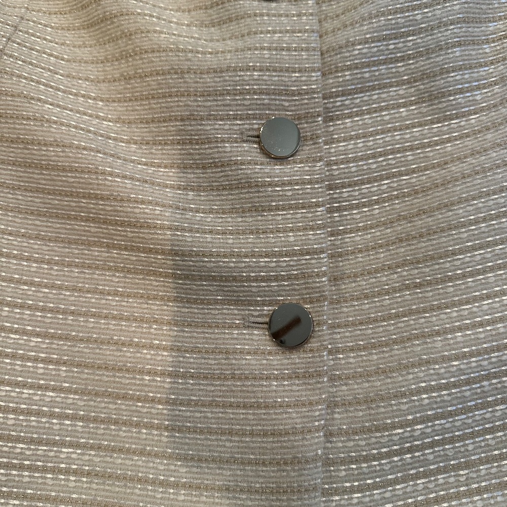 Calvin Klein Ivory Metallic Tweed -like Jacket and Skirt Suit, Size 16 - Picture 3 of 9